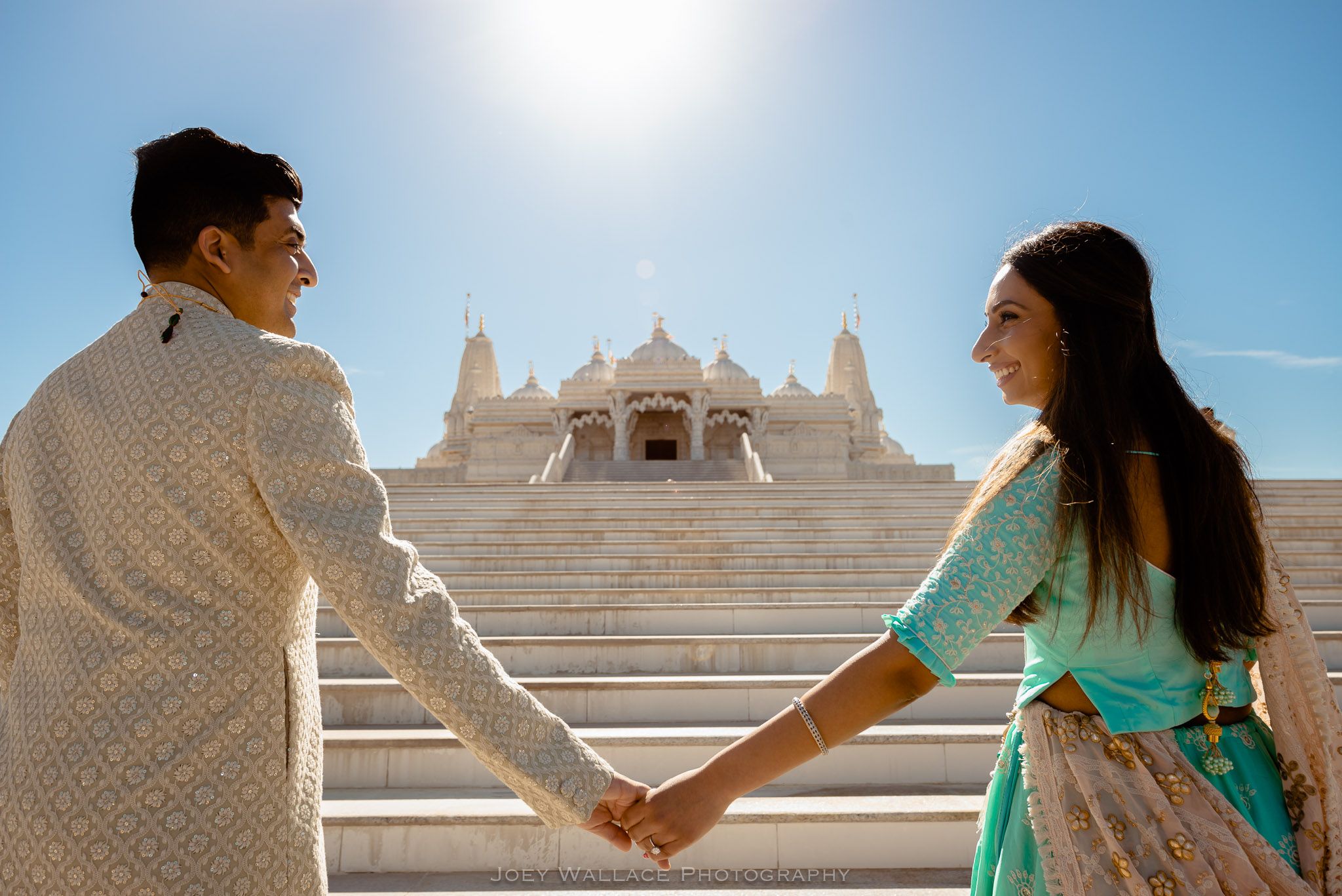 Beautiful Indian Pre Wedding Photo Session at the BAPS Shri Swaminarayan Mandir, Atlanta